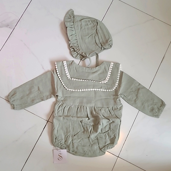 ⚡️BOGO 50% Off⚡️ Baby girl cute romper with bonnet - Picture 1 of 4